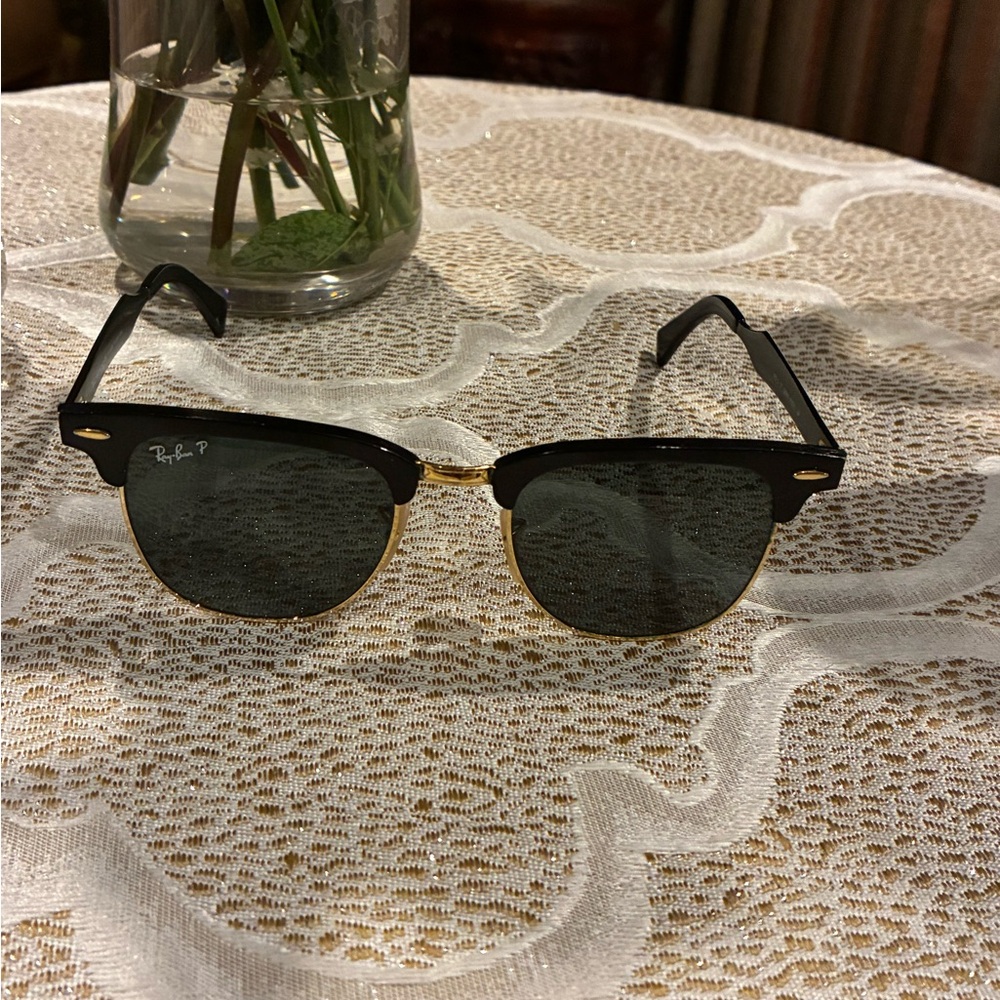 Ray-Ban Clubmaster Classic sunglasses